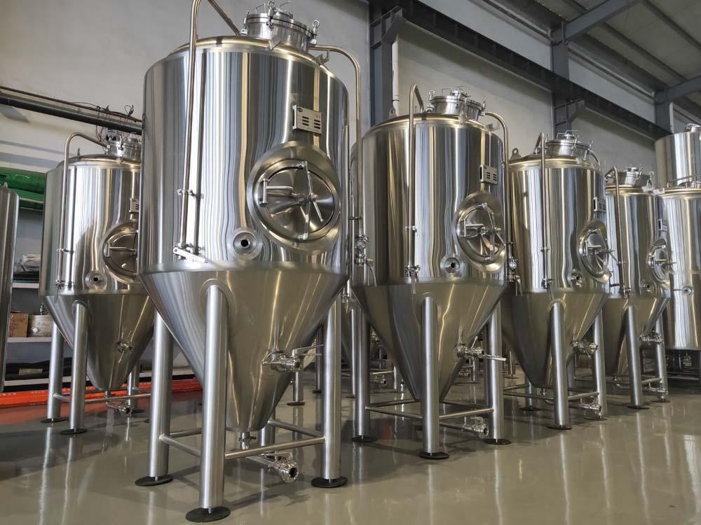 15hl Jacketed conical fermenter